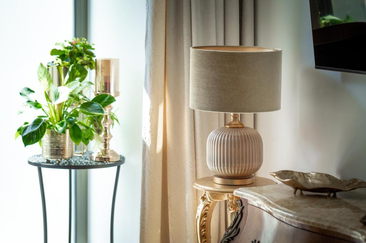 Apartament Wenecja Romantyczna - Mlyn Maria - Art Apartments วรอตซวาฟ ภายนอก รูปภาพ